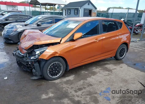 2015 Hyundai Accent Gs z USA, uszkodzony, nr VIN KMHCT5AE8FU232080